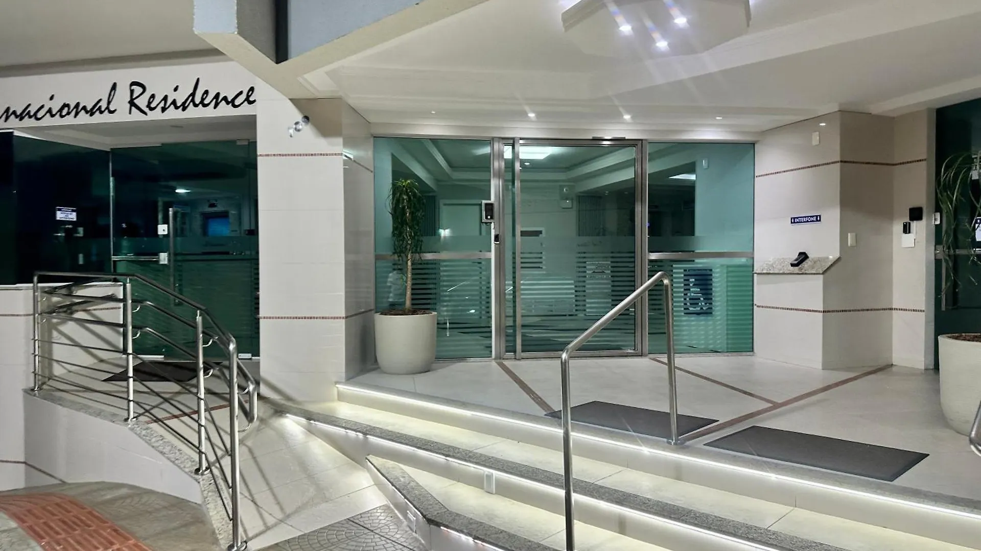 Apartment Studio Pe Na Areia II Balneario Camboriu Brazil